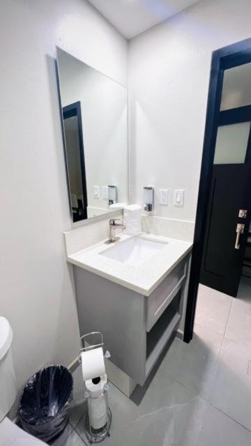 Luxury Condo Downtown Росарито Екстериор снимка