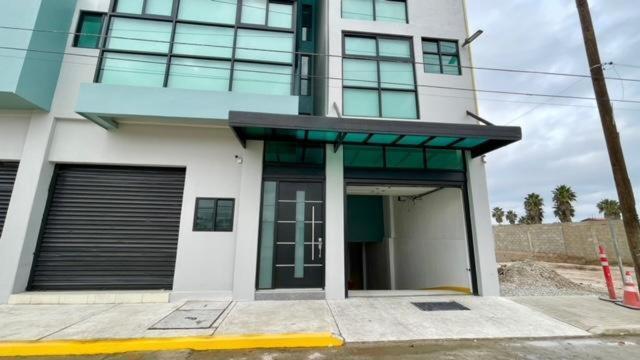 Luxury Condo Downtown Росарито Екстериор снимка