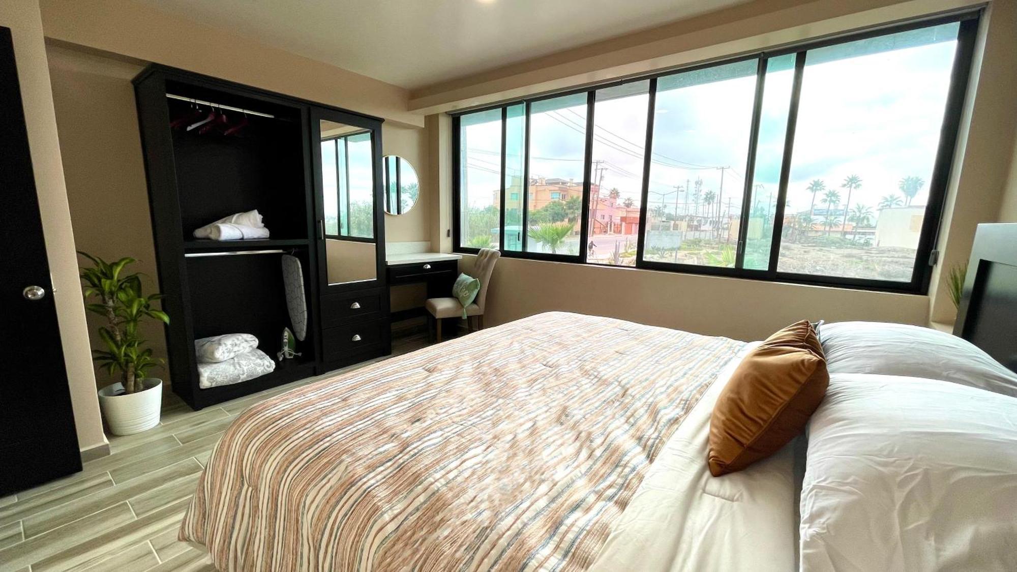 Luxury Condo Downtown Росарито Екстериор снимка