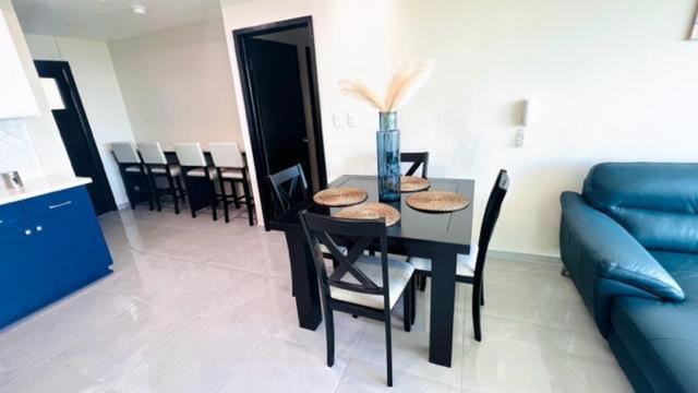 Luxury Condo Downtown Росарито Екстериор снимка