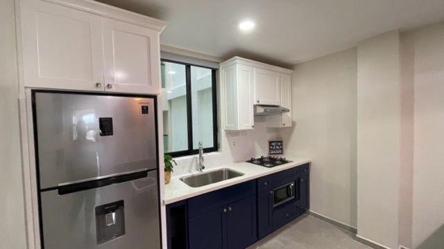 Luxury Condo Downtown Росарито Екстериор снимка