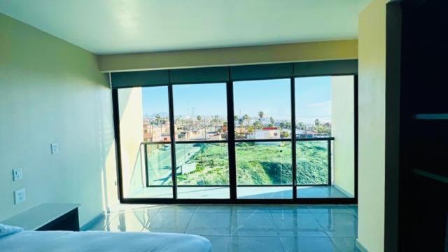 Luxury Condo Downtown Росарито Екстериор снимка
