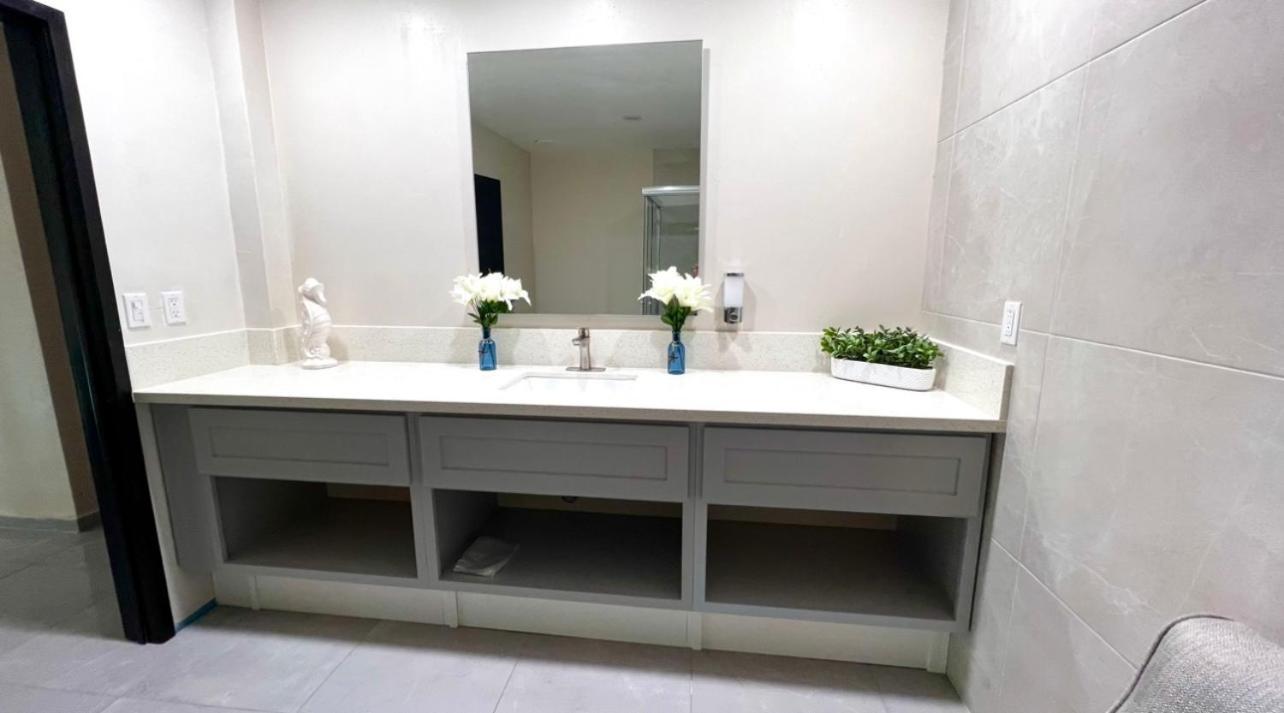 Luxury Condo Downtown Росарито Екстериор снимка
